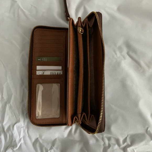 Michael Kors Rich brown and gold accent wallet - Picture 3 of 3